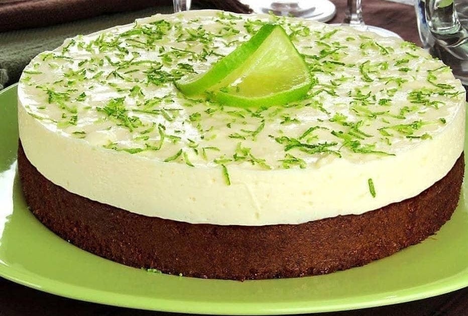 Torta-Brownie com mousse de Limão