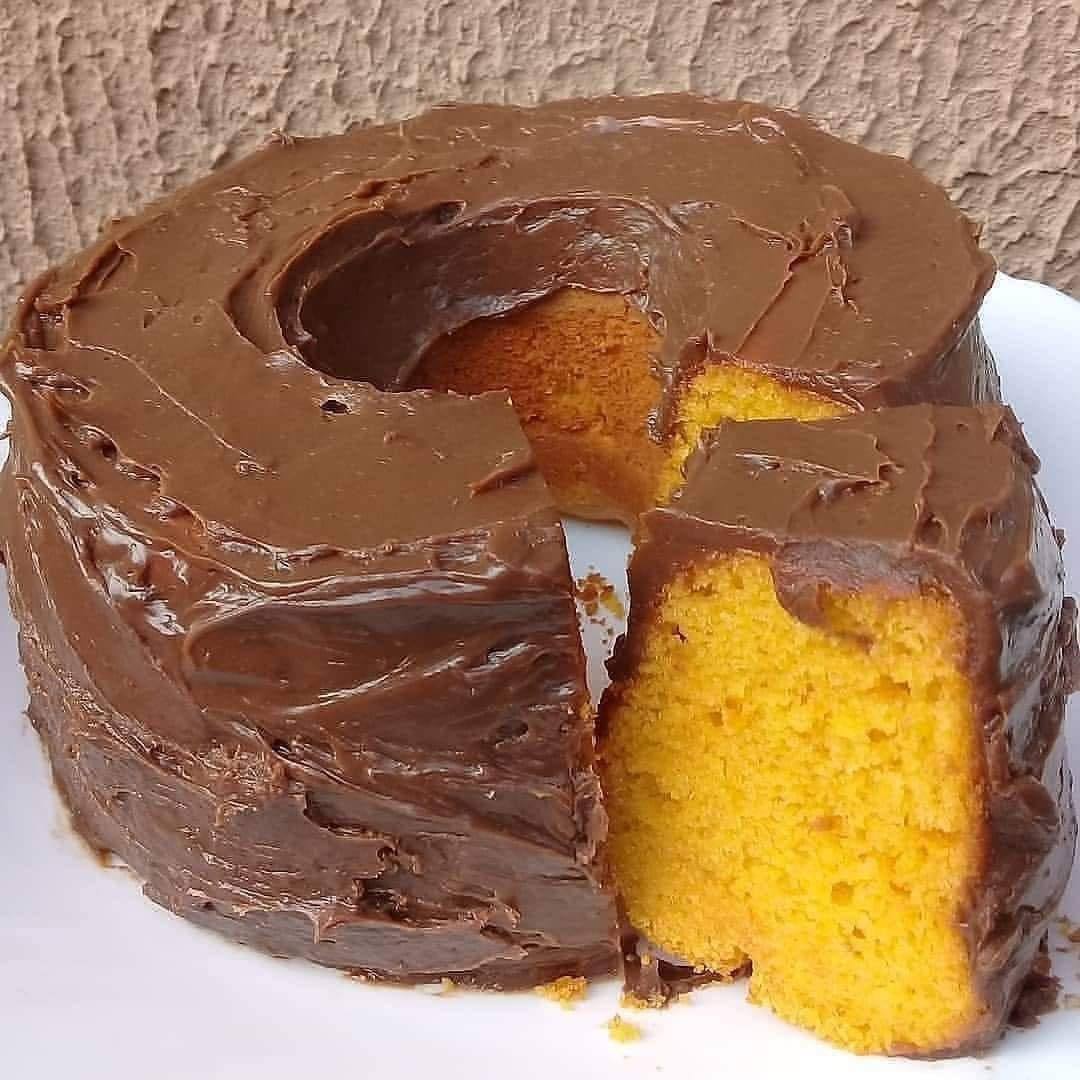 Bolo de Cenoura com Brigadeiro