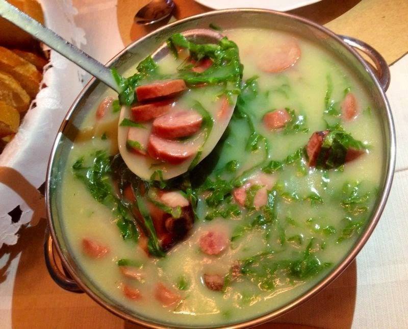 Caldo Verde de Mandioca